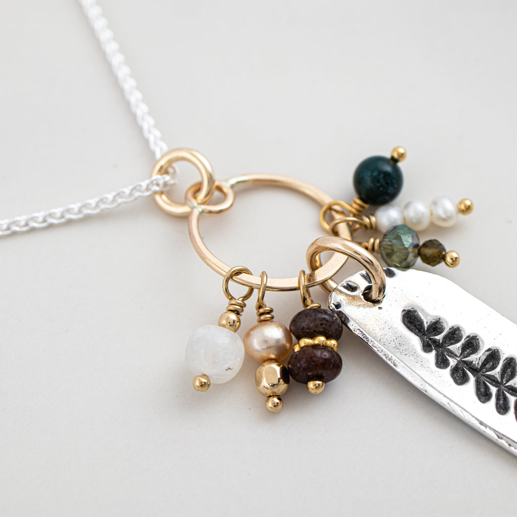 Vine Cluster Necklace - Holly Lane