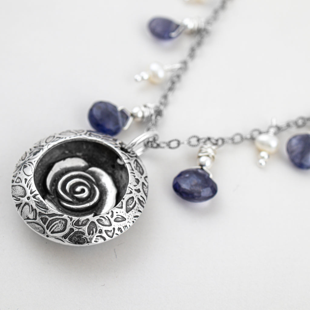 Bloom Lentil Necklace - Holly Lane