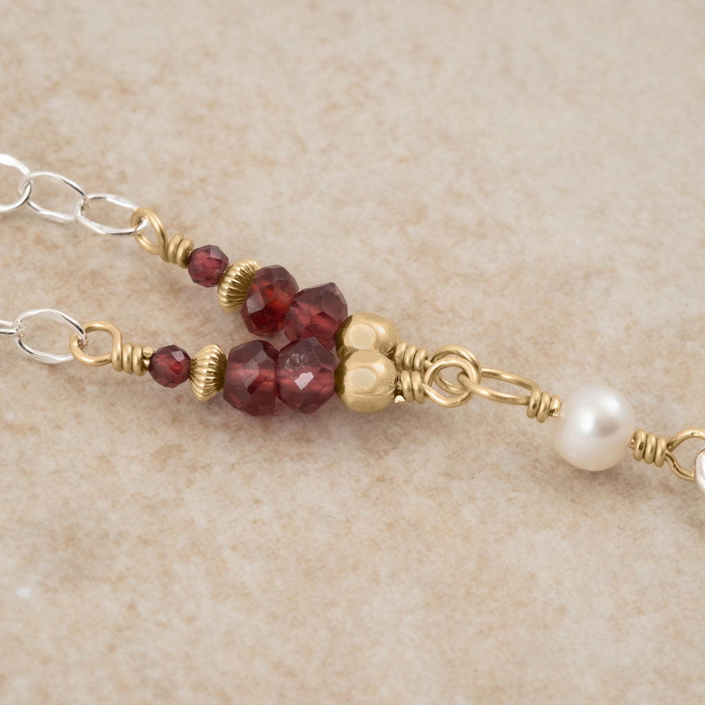 Hearts Connected Necklace - Holly Lane