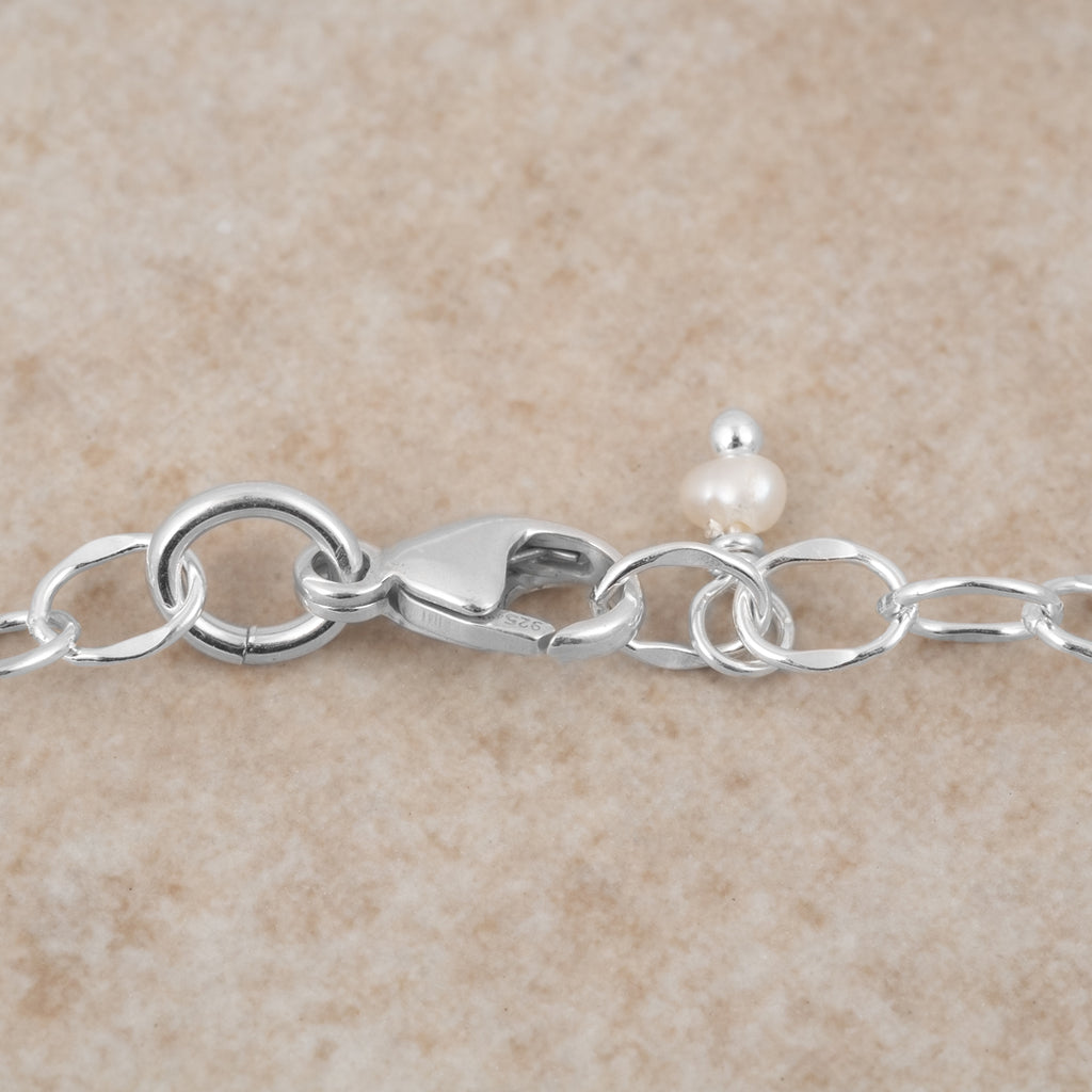 Hearts Connected Necklace - Holly Lane