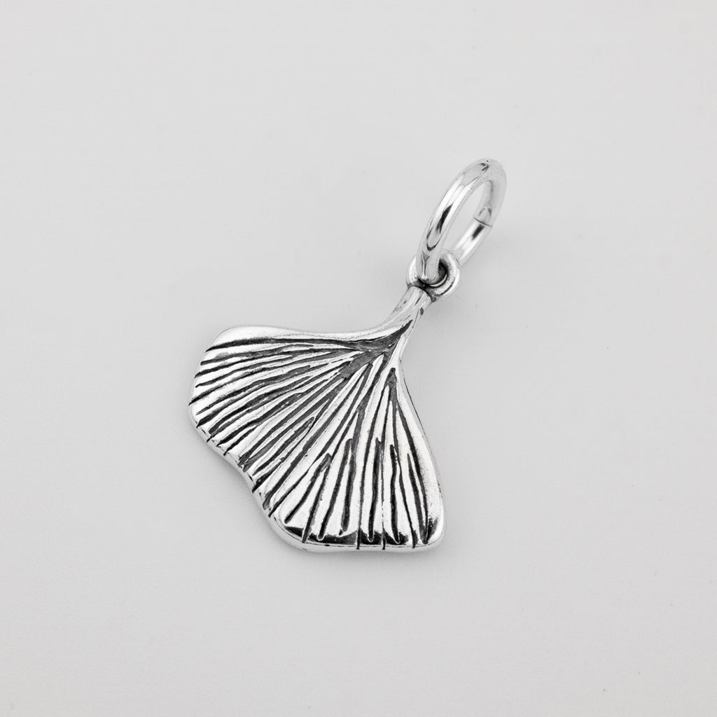 Ginkgo Pendant - Holly Lane