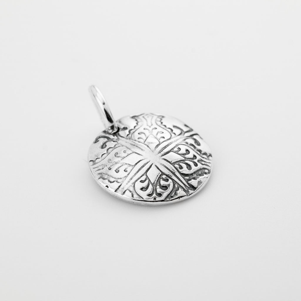 In Focus Domed Pendant - Holly Lane