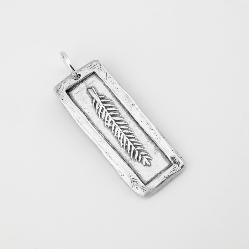 Harvest Pendant - Holly Lane