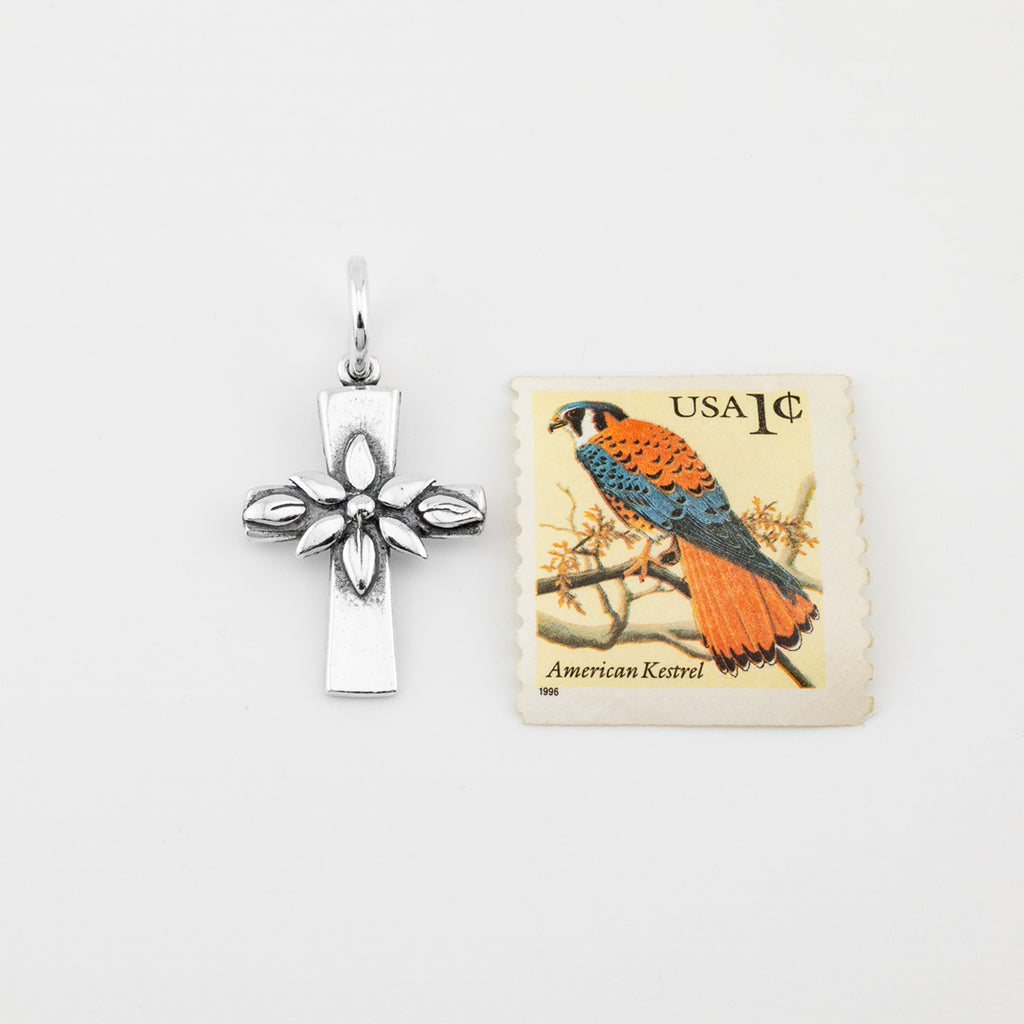 Bloom Cross Pendant - Holly Lane
