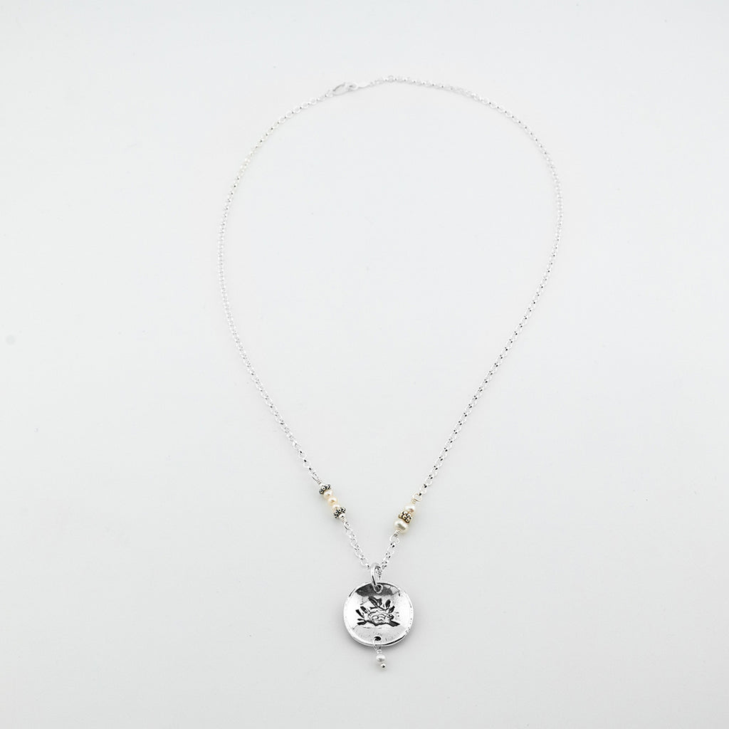 Concave Nest Necklace