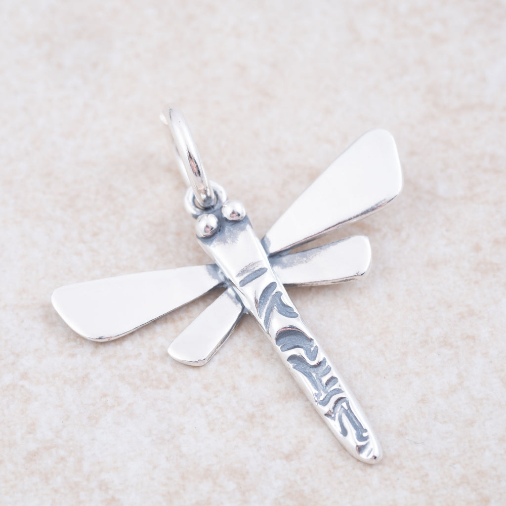 Dragonfly Pendant - Holly Lane