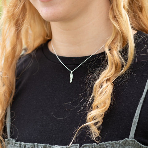 Little Feather Necklace - Holly Lane