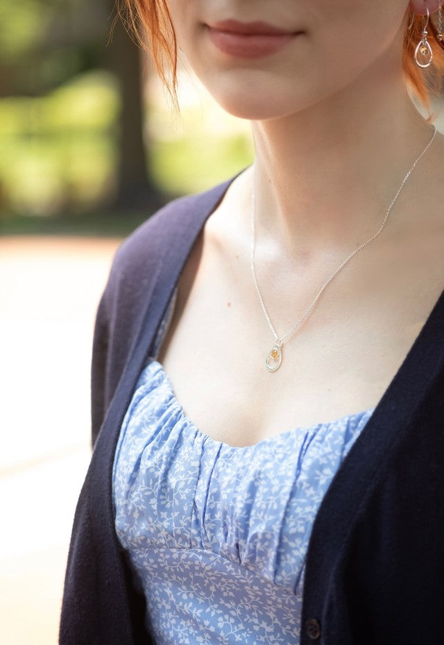 Lantern Necklace - Holly Lane