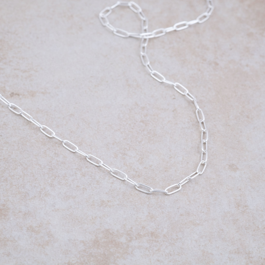 Paperclip Chain - Holly Lane