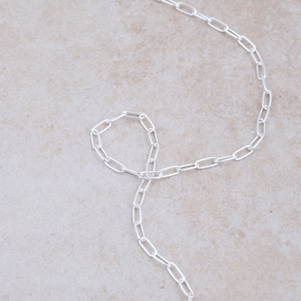 Paperclip Chain - Holly Lane