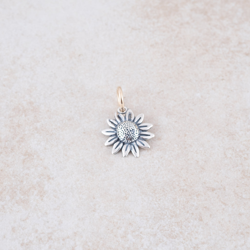 Sunflower Pendant - Holly Lane