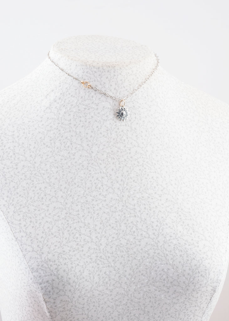 Sunflower Pendant - Holly Lane