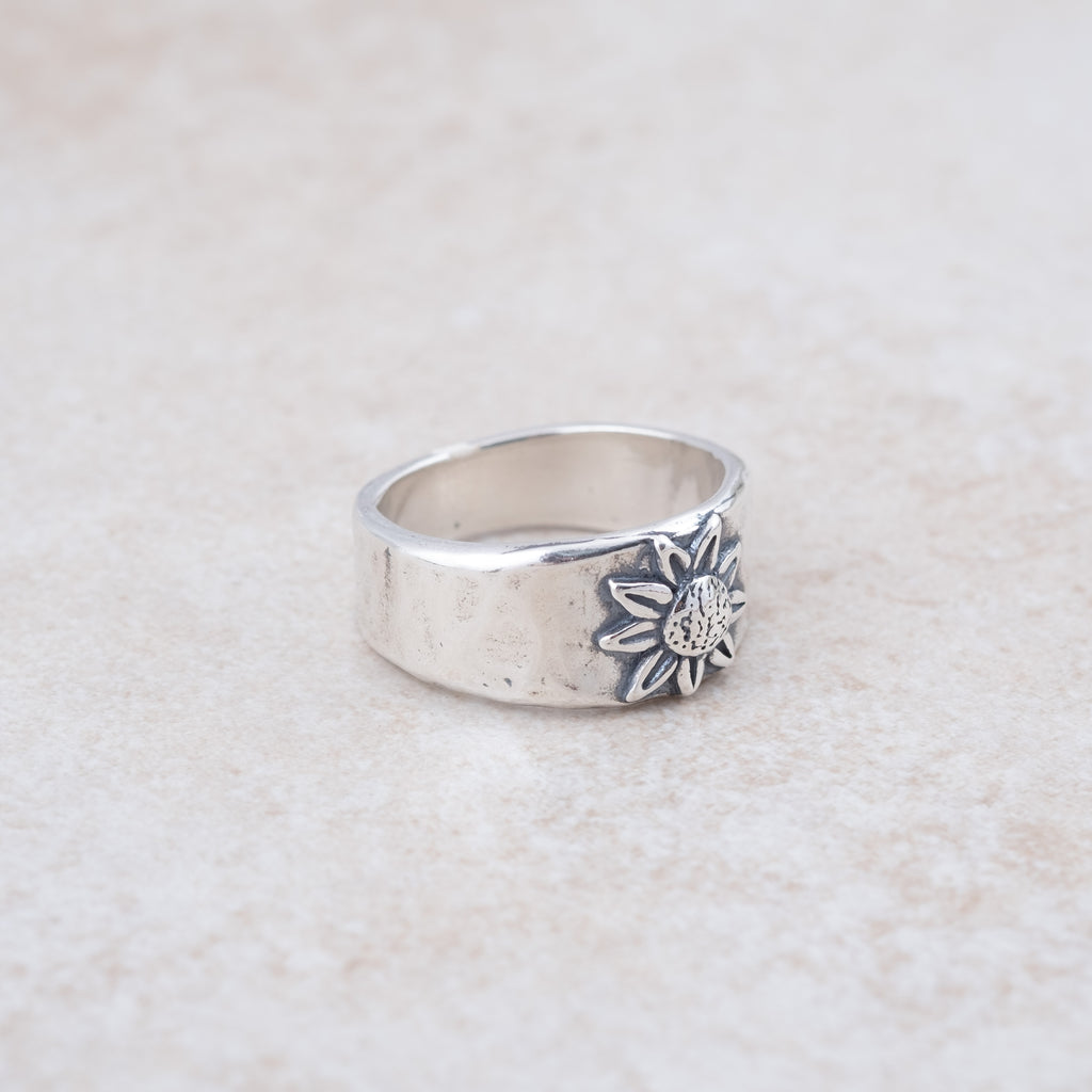 Sunflower Ring - Holly Lane