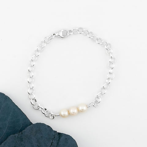 Three White Pearl Bracelet - Holly Lane