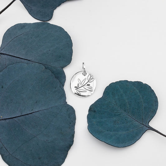 Oval Olive Branch Pendant - Holly Lane