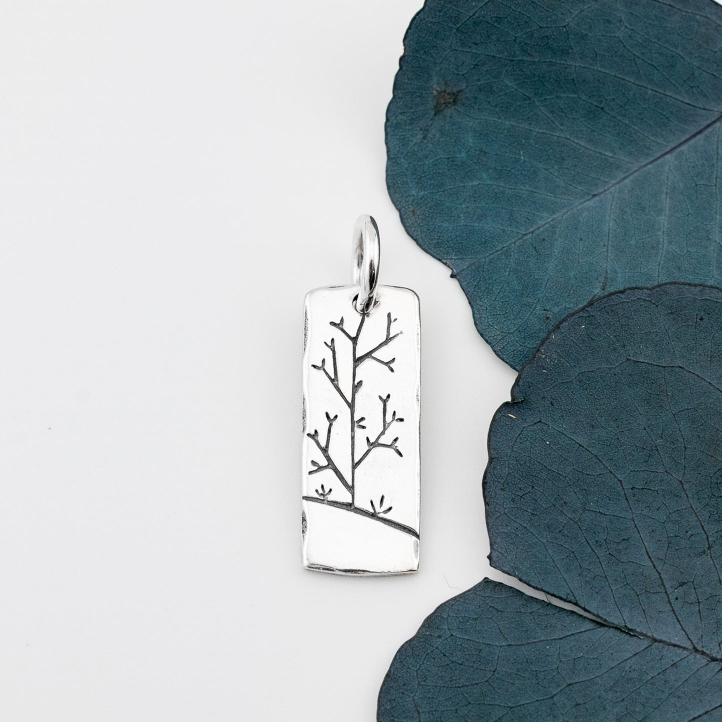 Seasons Charm - Holly Lane