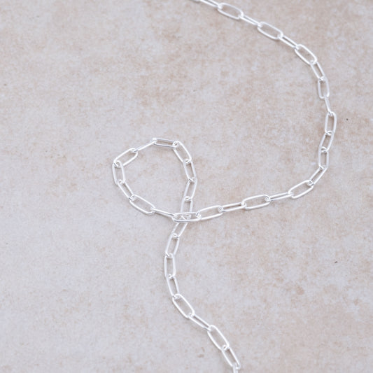 Paperclip Chain - Holly Lane