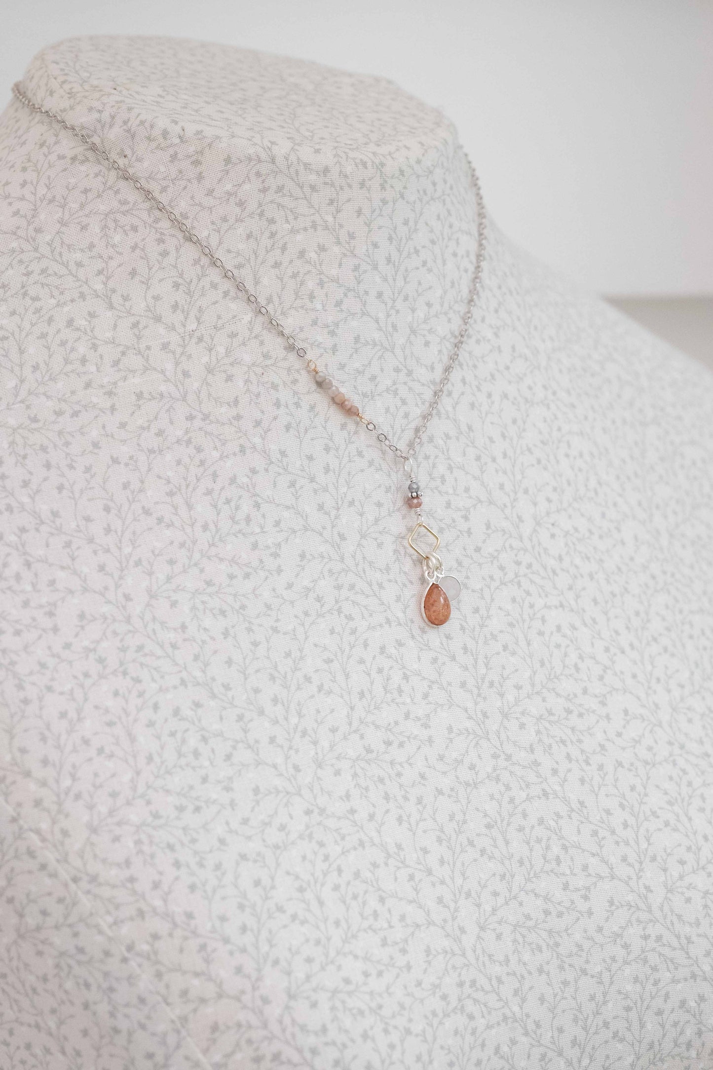 Holly Lane Christian Jewelry - Shine Necklace