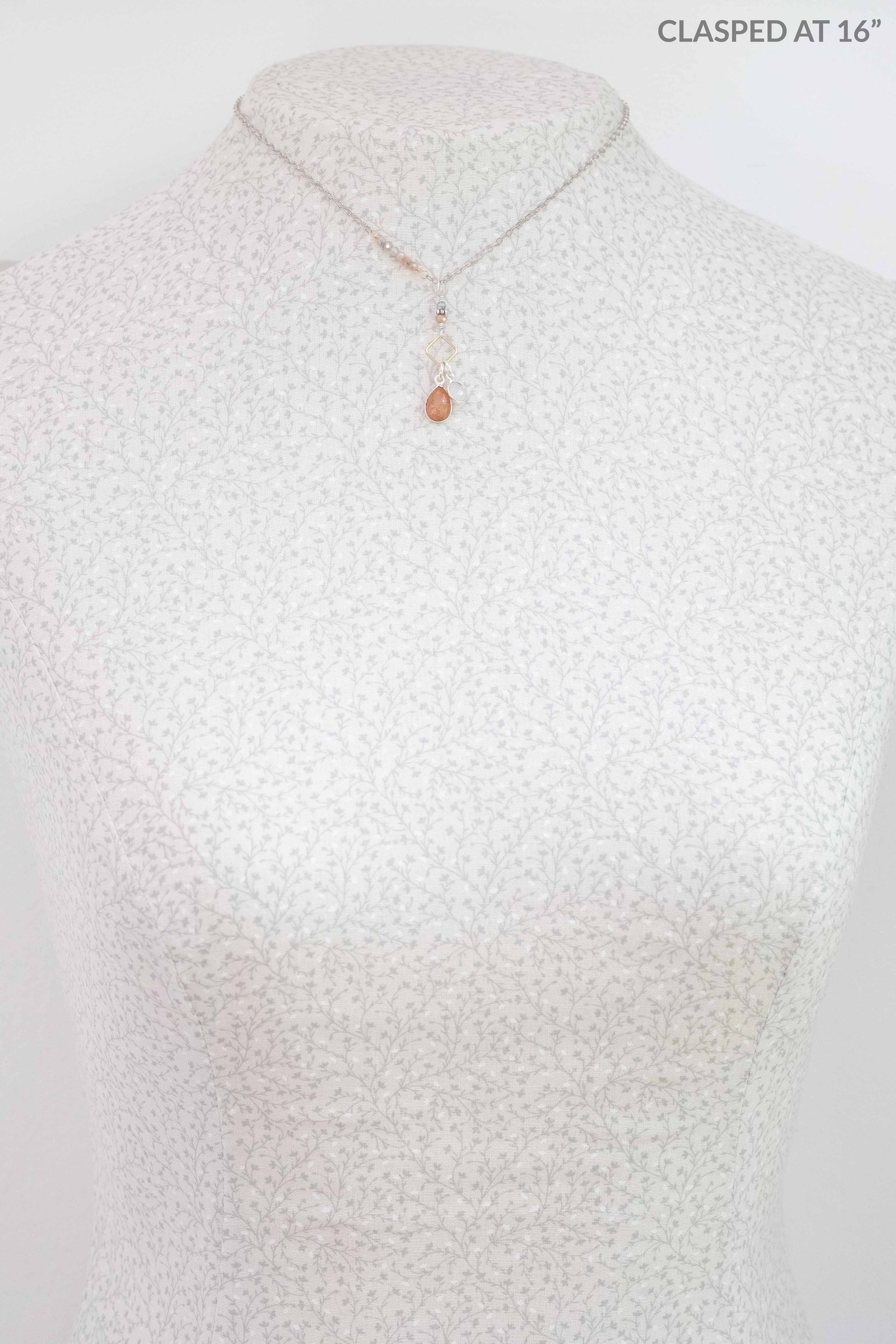 Holly Lane Christian Jewelry - Shine Necklace