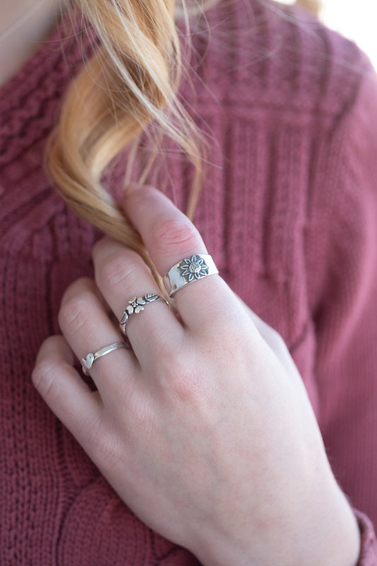 Sunflower Ring - Holly Lane